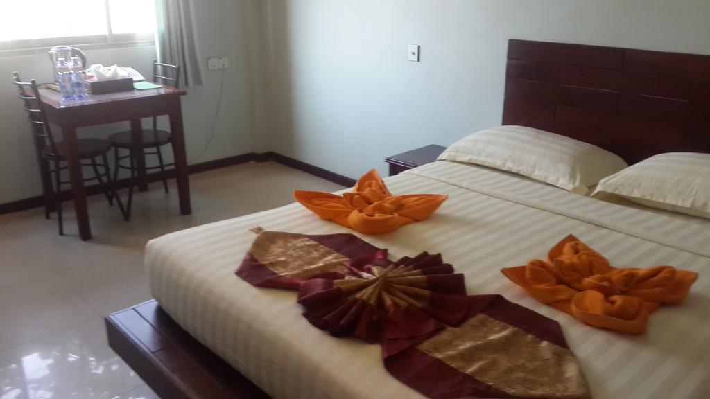 Hotel 63 Yangon Dış mekan fotoğraf