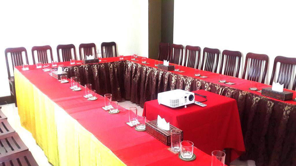 Hotel 63 Yangon Dış mekan fotoğraf
