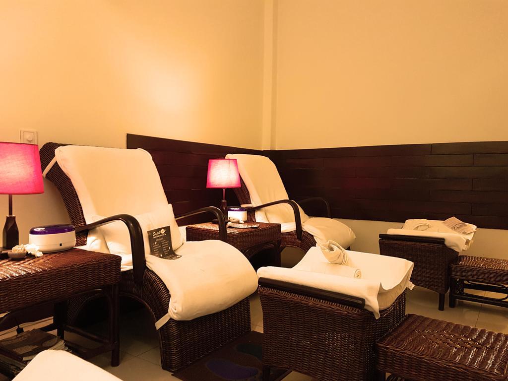 Hotel 63 Yangon Dış mekan fotoğraf