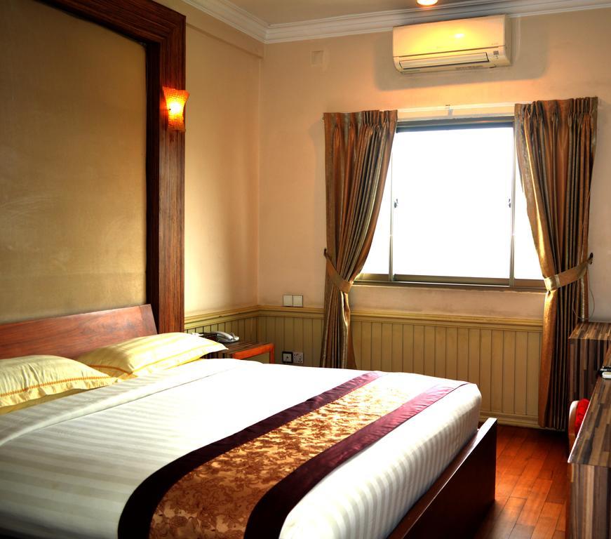 Hotel 63 Yangon Dış mekan fotoğraf