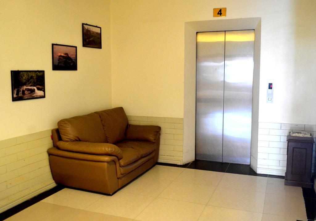 Hotel 63 Yangon Dış mekan fotoğraf