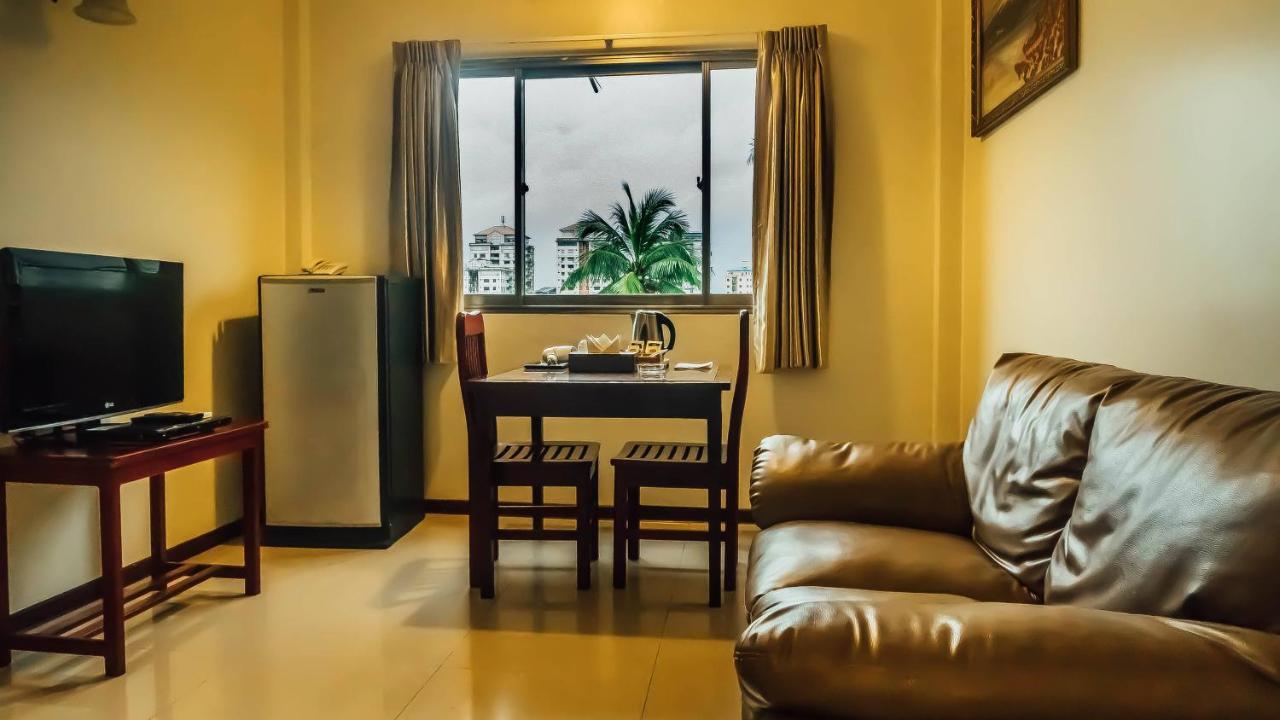 Hotel 63 Yangon Dış mekan fotoğraf