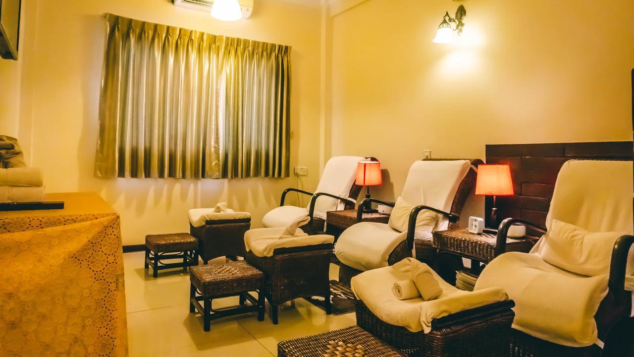 Hotel 63 Yangon Dış mekan fotoğraf
